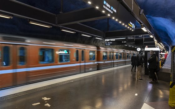 Åka tunnelbana