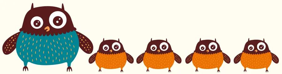 Ugglepappa och fyra ugglebarn som står på rad.
