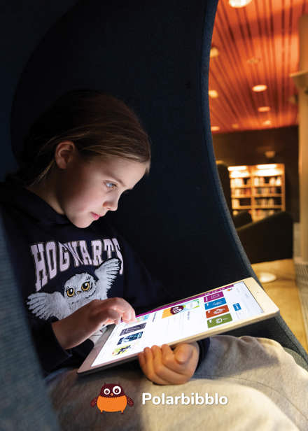 Barn använder Polarbibblo på Ipad