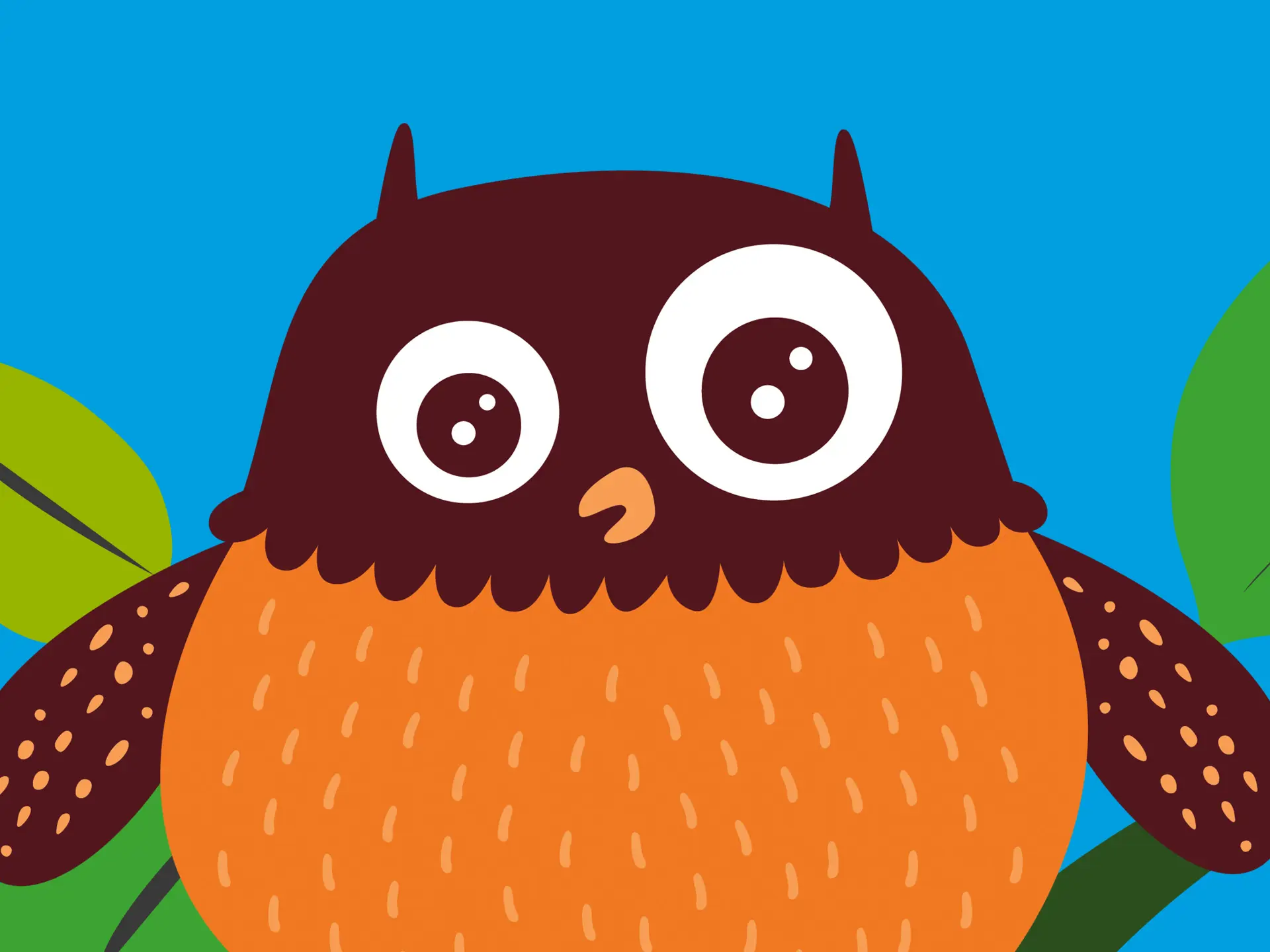 Polarugglan med löv i bakgrunden.